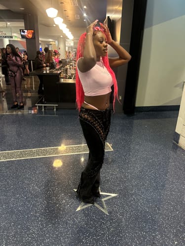 Brianna G. review of LOW RISERS (BLACK DENIM) image 1 out of 4