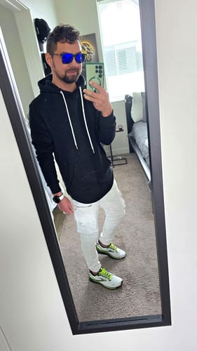 Customer photo review of 021 ESSENTIAL DROP CUT HOODIE - BLACK