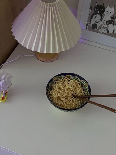 Customer photo review of Lampe de chevet Design - L'art du papier