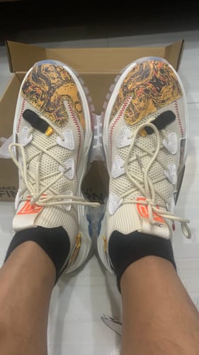 Customer photo review of Graffiti 2.5 Sneakers