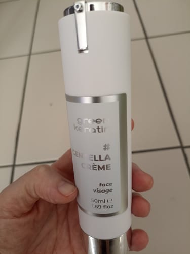 Customer photo review of CENTELLA Crème pour le visage, 50ml