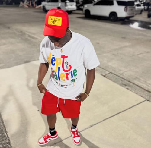 Customer photo review of Gallery Dept T-shirt