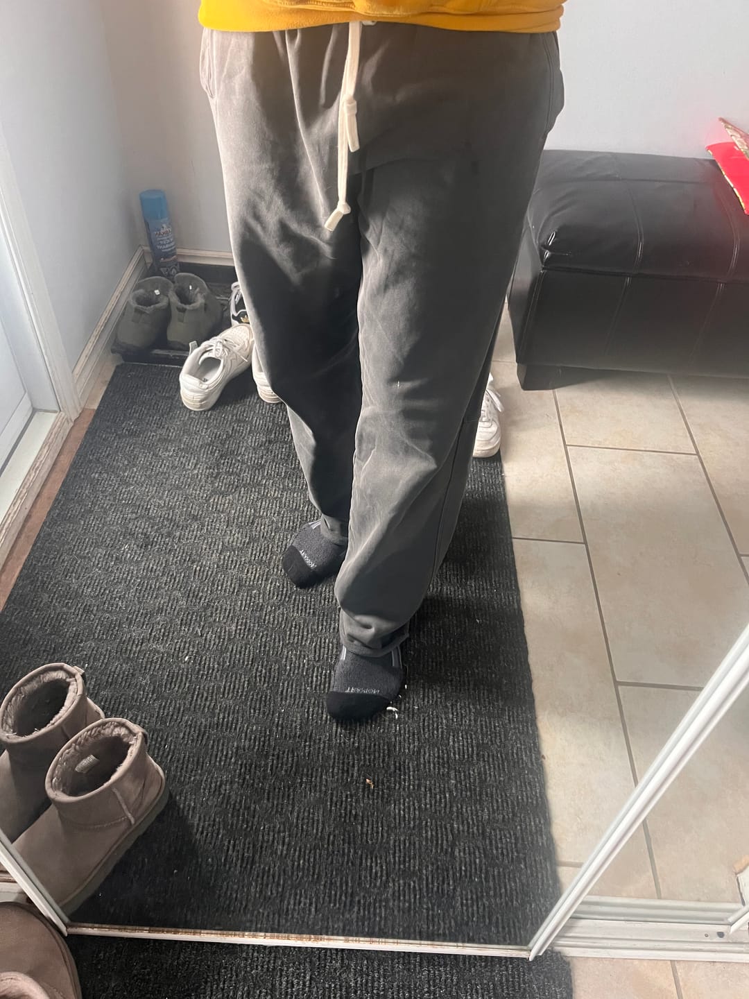 Customer photo review of Raku Pants