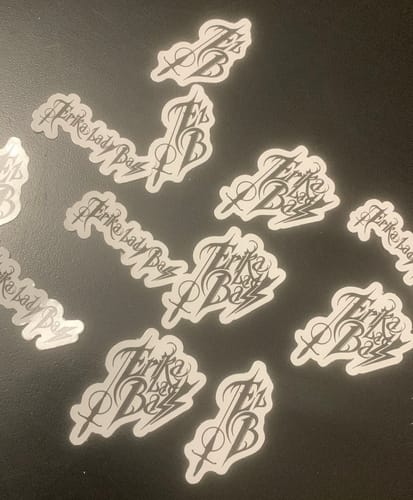 Customer photo review of Sticker Vinile Classico