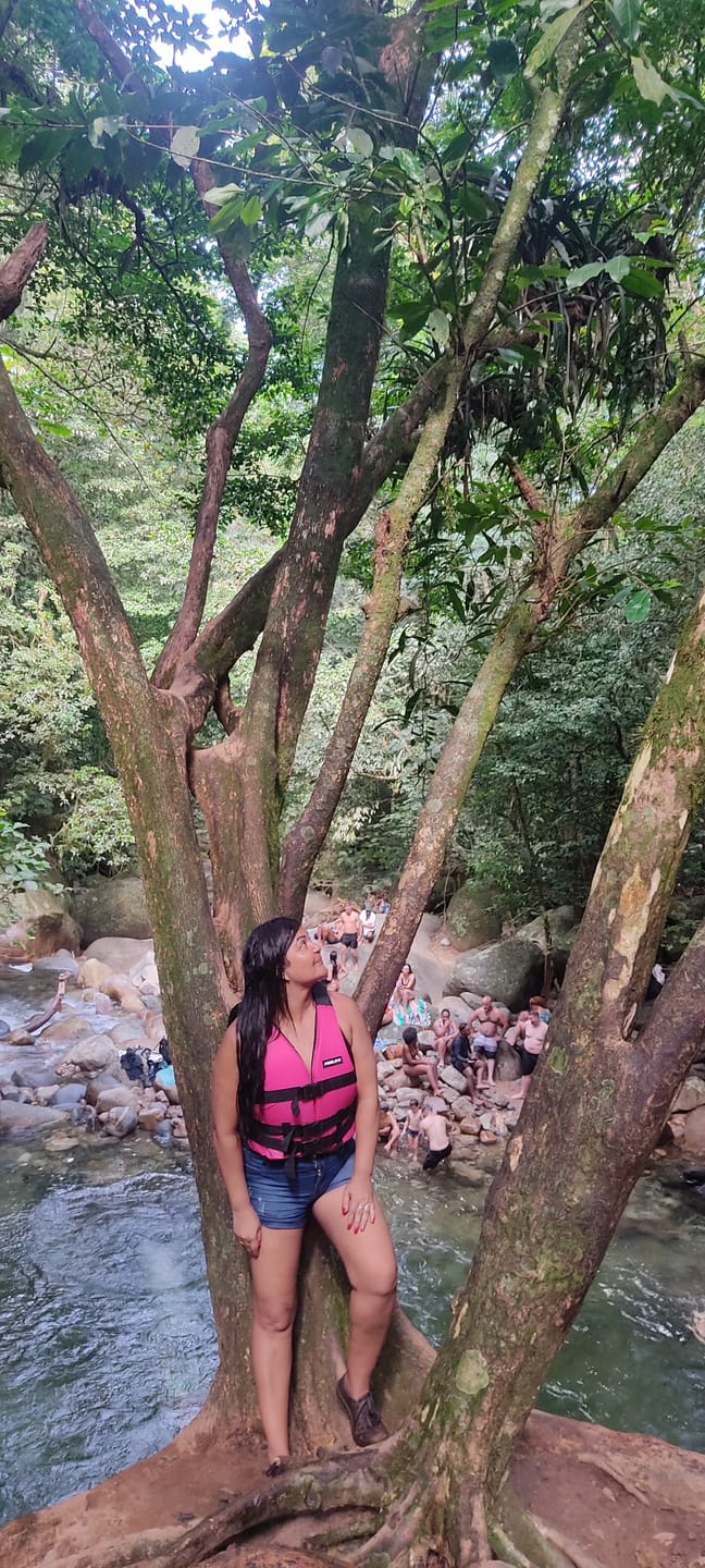 Customer photo review of Colete Flutuador Simetria