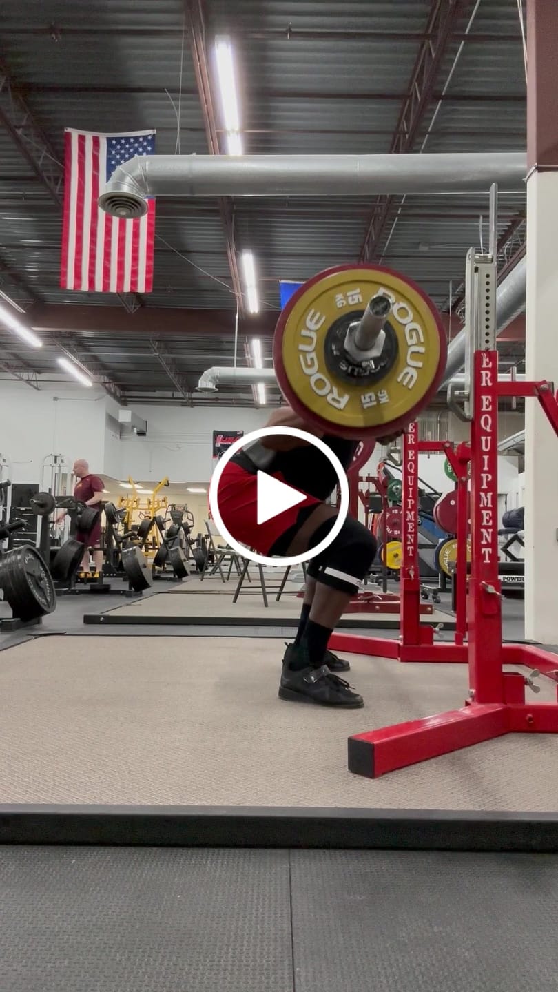 Customer video review of Strength Shop 7mm Inferno PRO Knee Sleeves - EXTRA STIFF NEOPRENE - IPF Approved