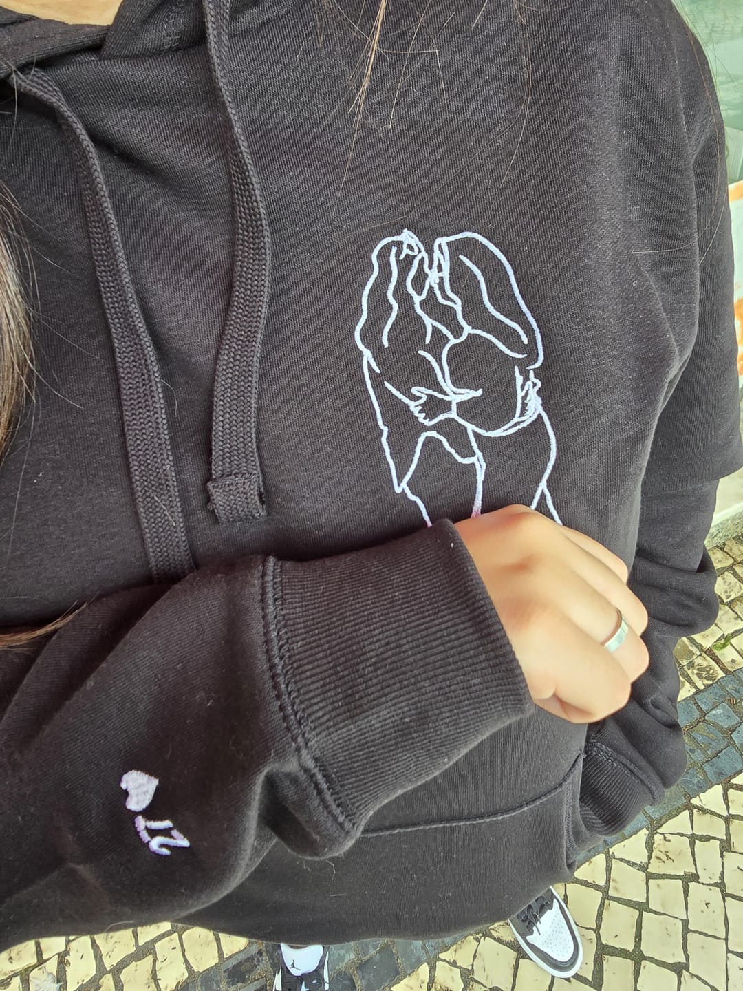 Customer photo review of Camisola Line Art Personalizável