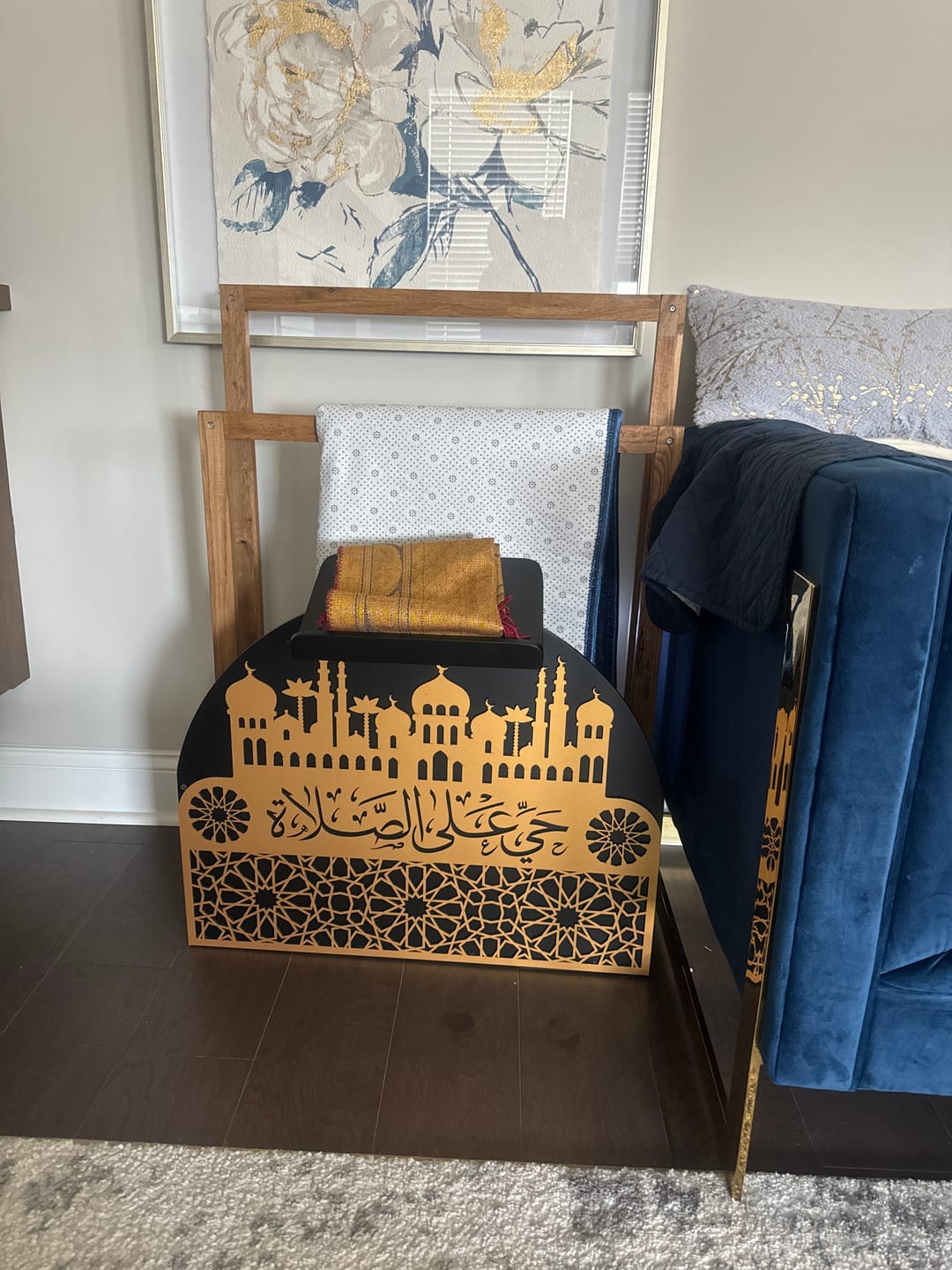 Customer photo review of Prayer Rug Holder - Wooden Prayer Mat Stand and Storage Ideas