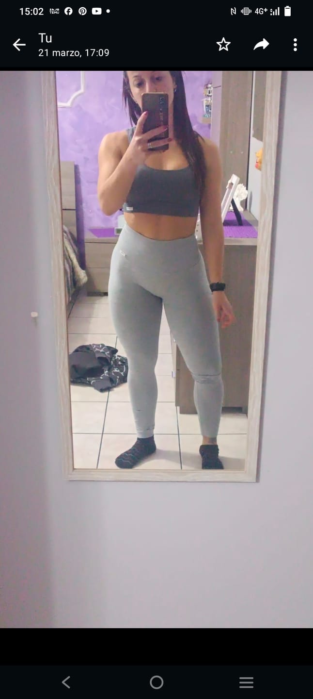 Customer photo review of Leggings Pulsar Grigio