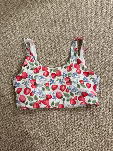 Customer photo review of Oasis Bikini Top - Strawberries
