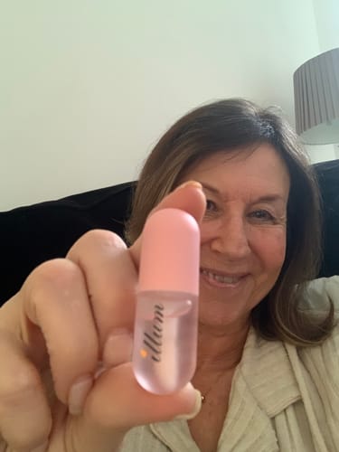 Customer photo review of Kiss Lip Oil