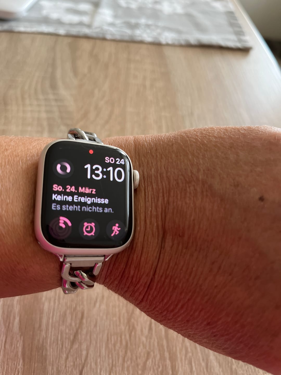 Customer photo review of Apple Watch Lederarmband "Jade"