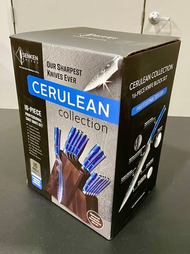 Customer photo review of "Cerulean" 16-Piece Japanese Knife Block Set