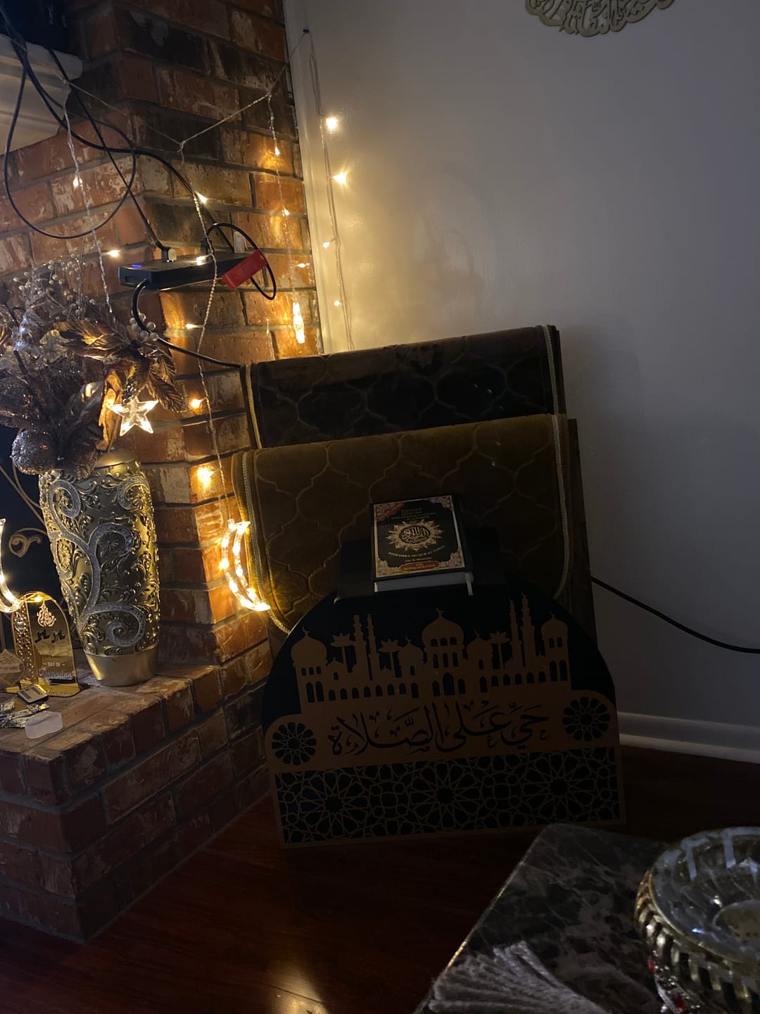 Customer photo review of Prayer Rug Holder - Wooden Prayer Mat Stand and Storage Ideas