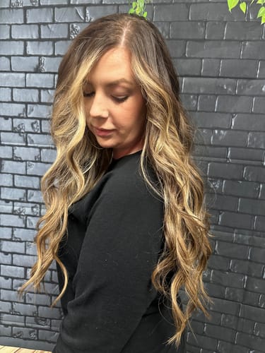 Customer photo review of Full Shine Genius Weft Hair Extensions 100% Virgin Human Highlights (#P18/613)