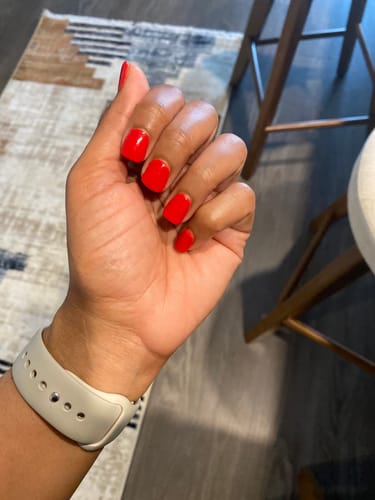 Customer photo review of D544 Babe Red Crème Dip Powder