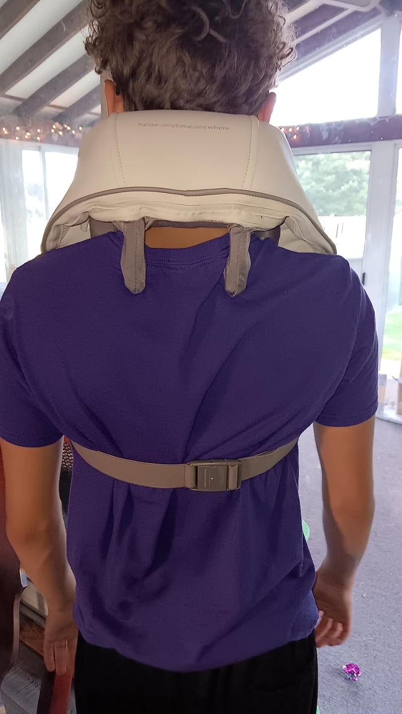 Customer photo review of DreamMassager® - Nacken und Schulter Handmassager