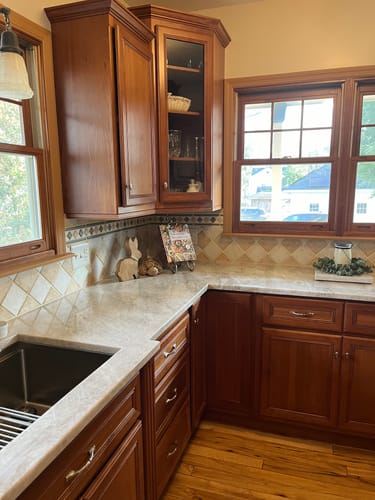 Customer photo review of 31" Workstation Sink - Single Bowl - Offset Drain Right (5LS31R)