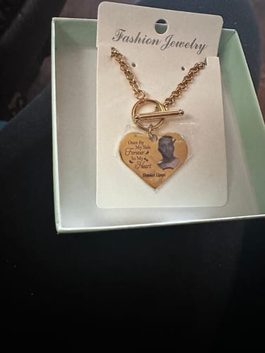Customer photo review of Personalized Heart Bracelet I'm Always With You - Memorial Gift For Family, Friend