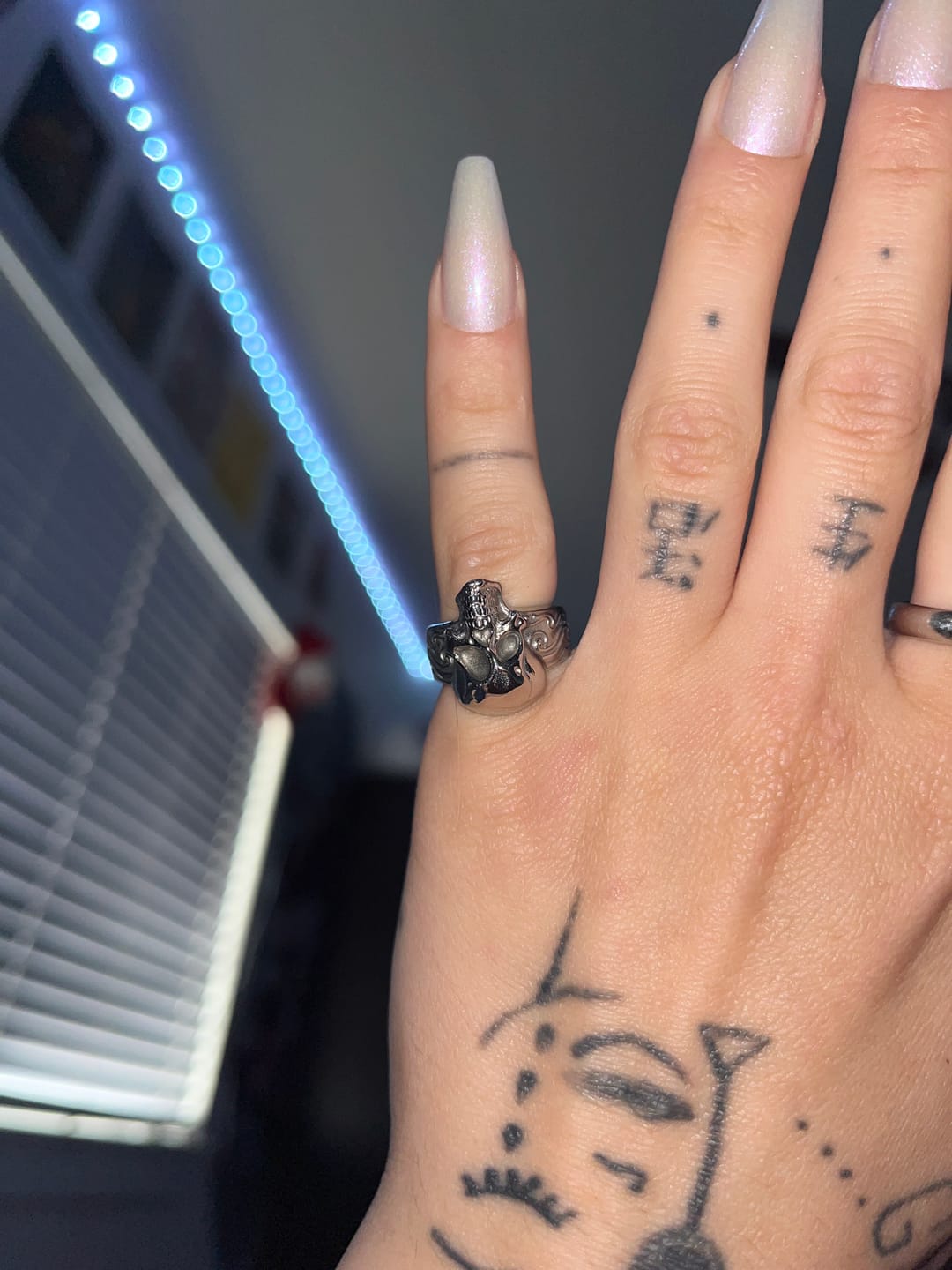 Customer photo review of HALLUCINOGENIC RING