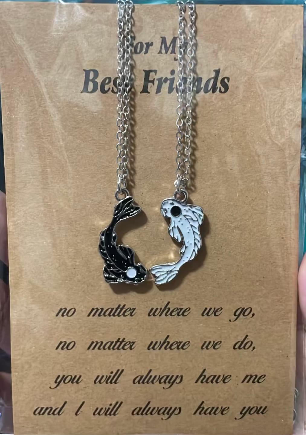 Customer photo review of BEST FRIENDS NECKLACE