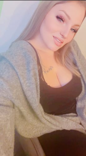 Customer photo review of Boss Babe