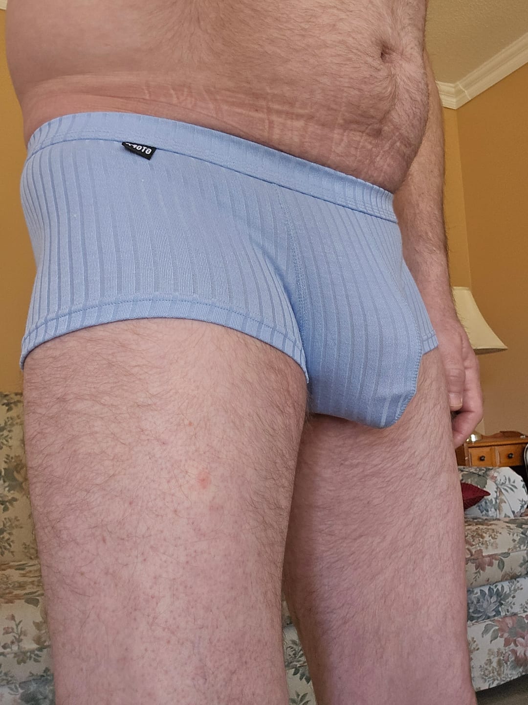 Customer photo review of Men's Threaded Fabric U-Raised Low Rise Trunks