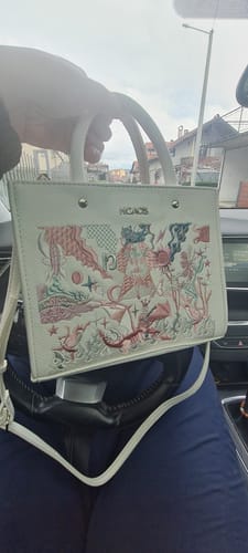 Customer photo review of The Book Handbag - Jimmi’s Battle