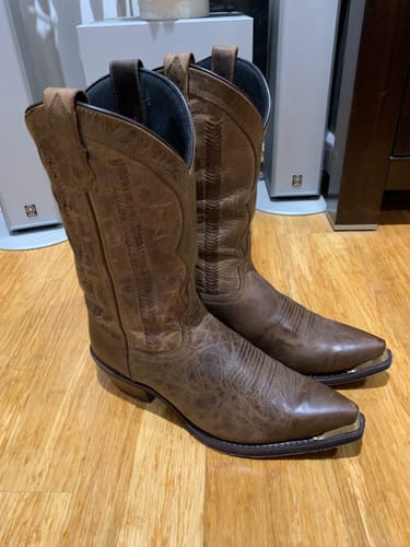 Customer photo review of Laredo® Men's Murphy Bucklace Distressed Tan Snip Toe Boots 68475