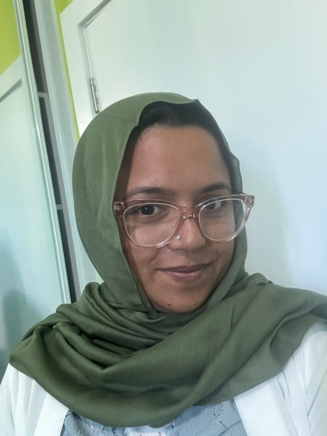 Customer photo review of Modal Hijab - Lime