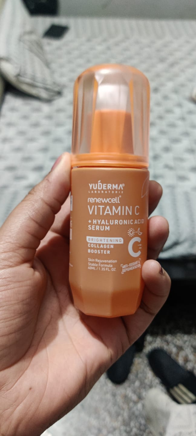 Customer photo review of Renewcell Vitamin C 20%