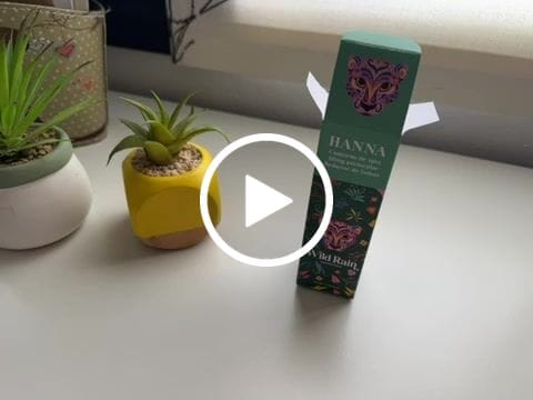 Customer video review of Contorno de ojos Hanna