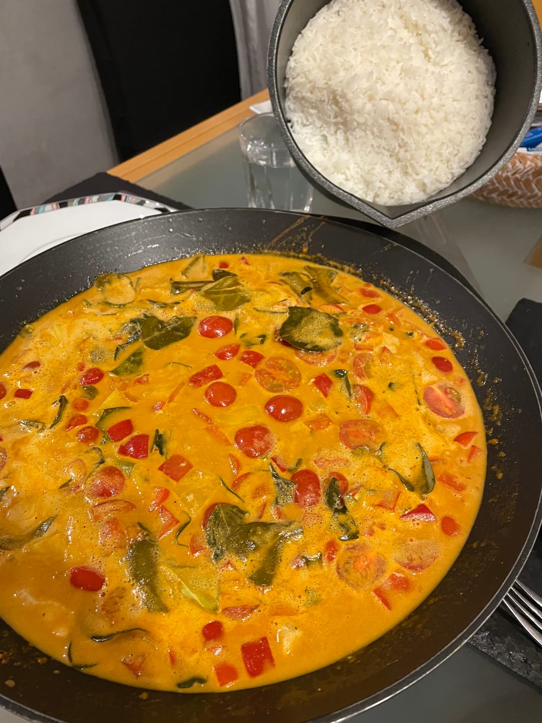 Customer photo review of Rette mich! Rotes Thai Curry Kochbox (für 3-4 Portionen) in der Bambusbox