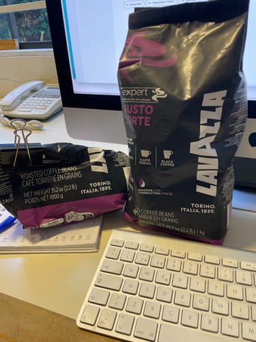 Customer photo review of Pack 3Kg Café en granos Lavazza  Gusto Forte