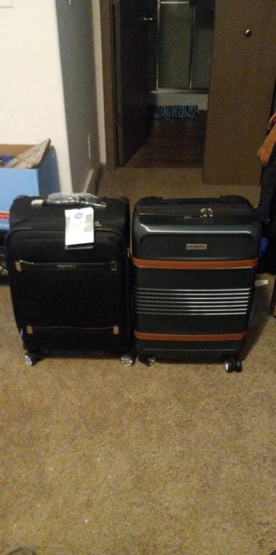 Customer photo review of Rodeo Drive 2.0 Softside Carry-On Expandable Spinner