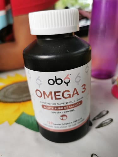 Customer photo review of Omega 3 Aceite Puro de Salmón Salvaje, DHA + EPA. OBY Omega 3, 120 softgels SIN olor, SIN sabor