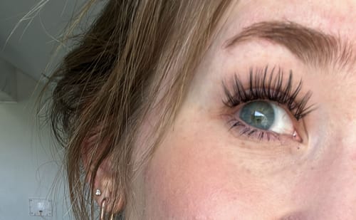 Customer photo review of And so it begins - Starter Set (mit transparentem Wimpernkleber)