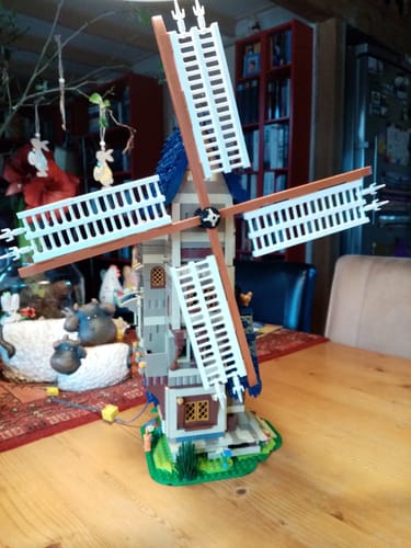 Customer photo review of Middle Ages Windmill 1583pcs