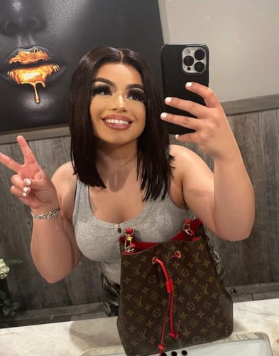 Customer photo review of Rose (Bob)