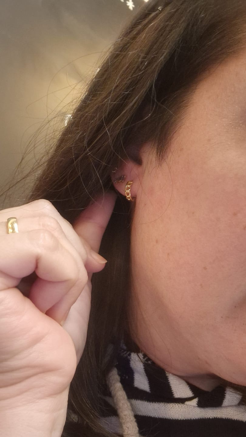 Customer photo review of Pendientes Aprisionados