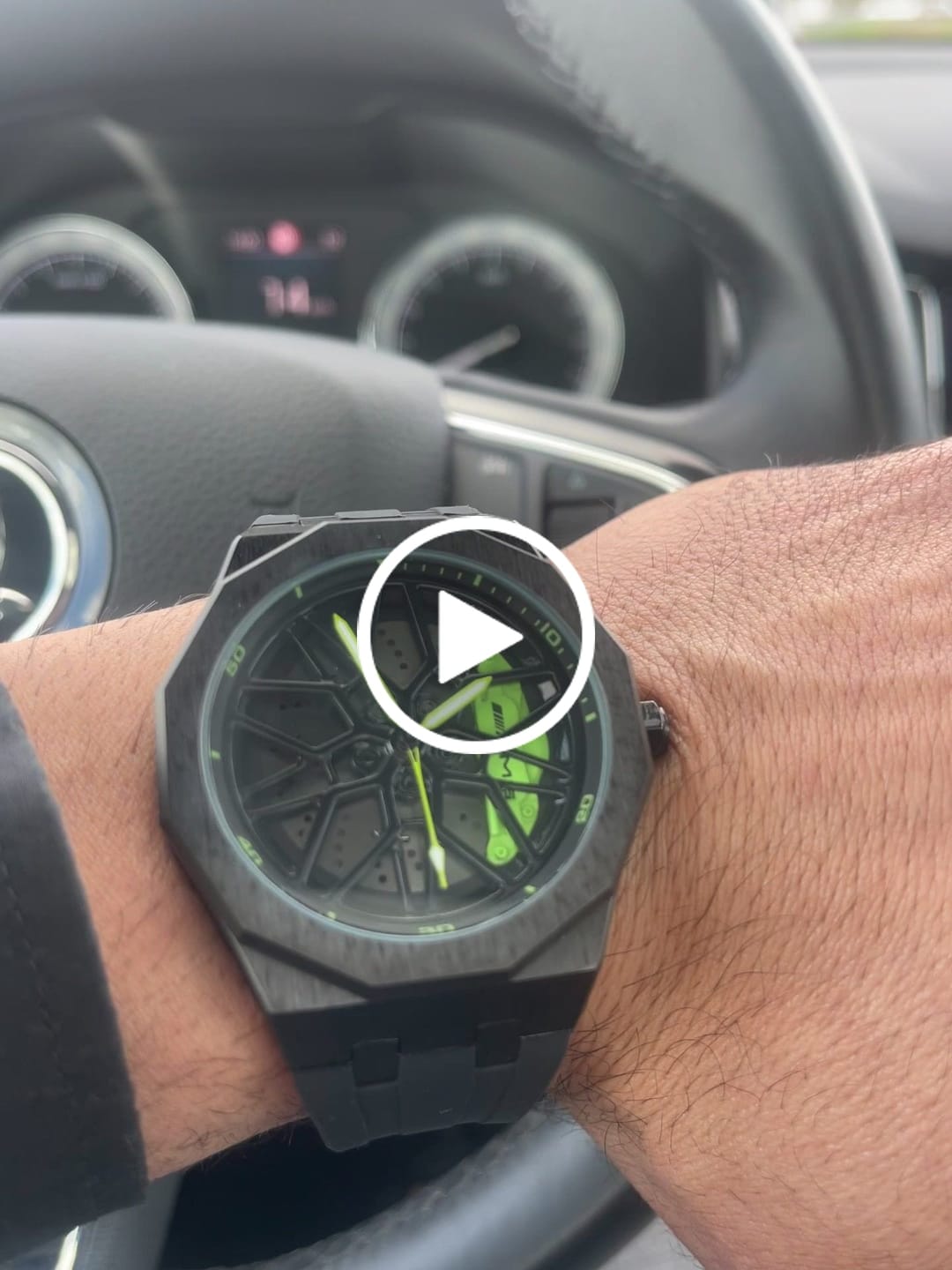 Customer video review of Petronas G55 Black Strap