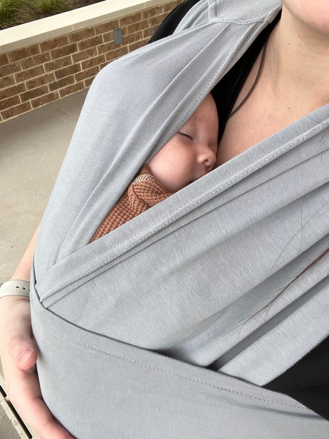 Customer photo review of Newborn Carrier in Lunar