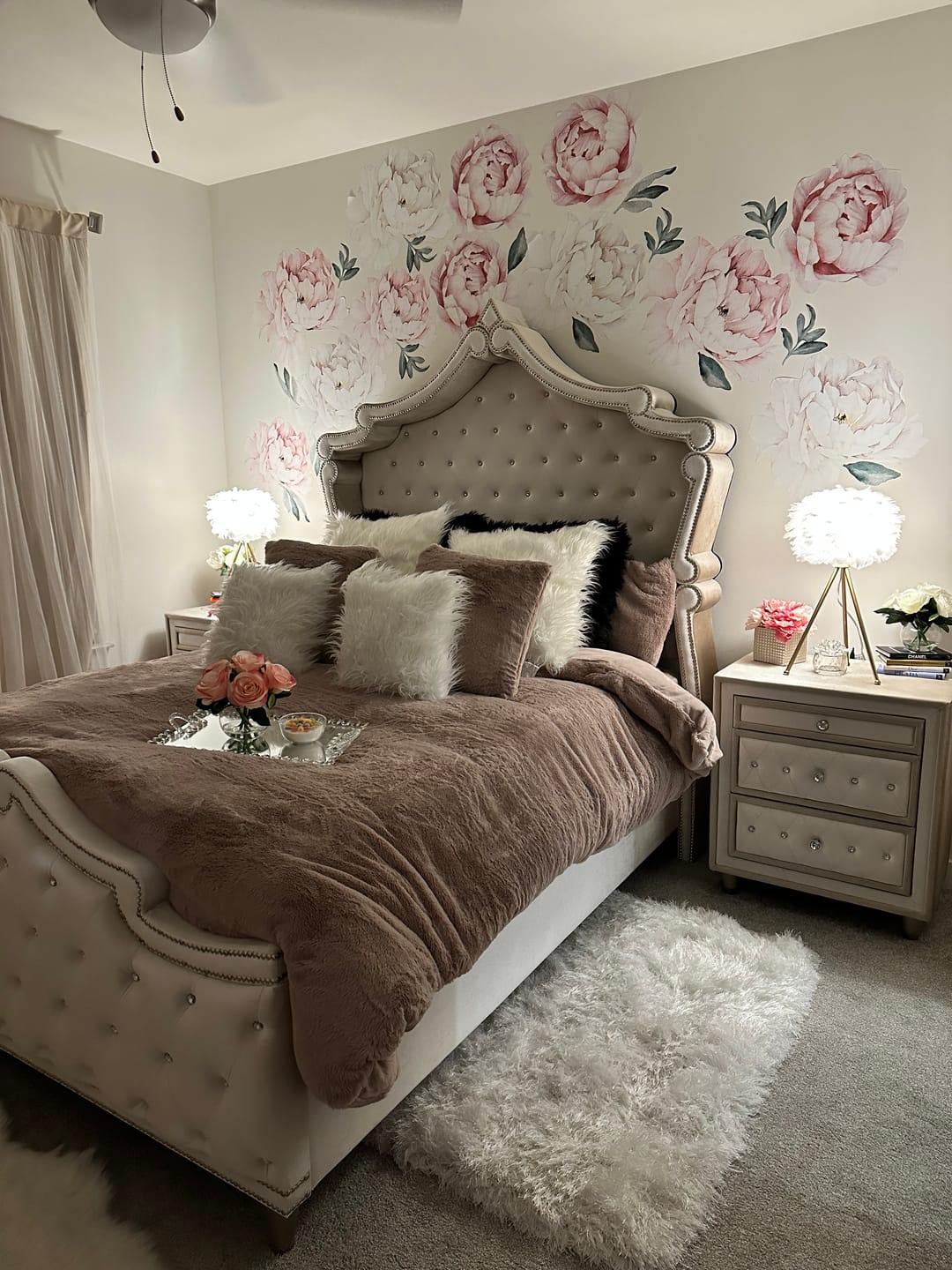 Customer photo review of CYRA Long Velvet Bedding Set