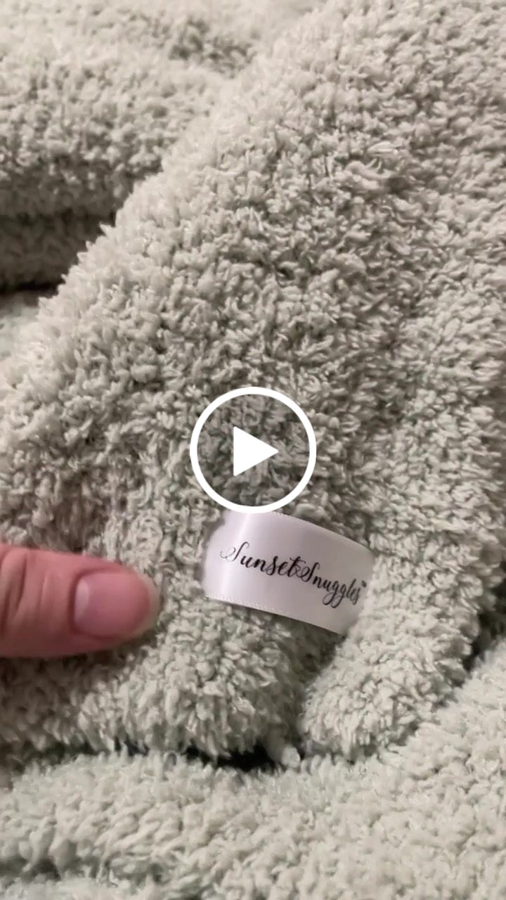 Customer video review of Desert Sage Solid Double Layered Print Extended Throw