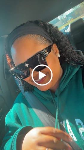 Customer video review of Crystal CC Earrings Gold-Plated 925 Silver Classic Studs