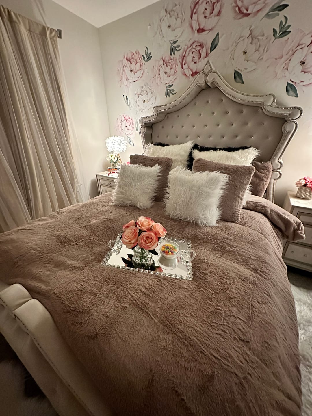 Customer photo review of CYRA Long Velvet Bedding Set