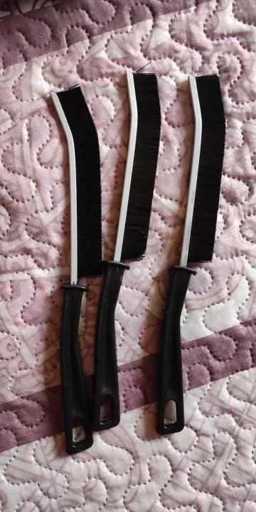 Customer photo review of Magic Cleaning Brush