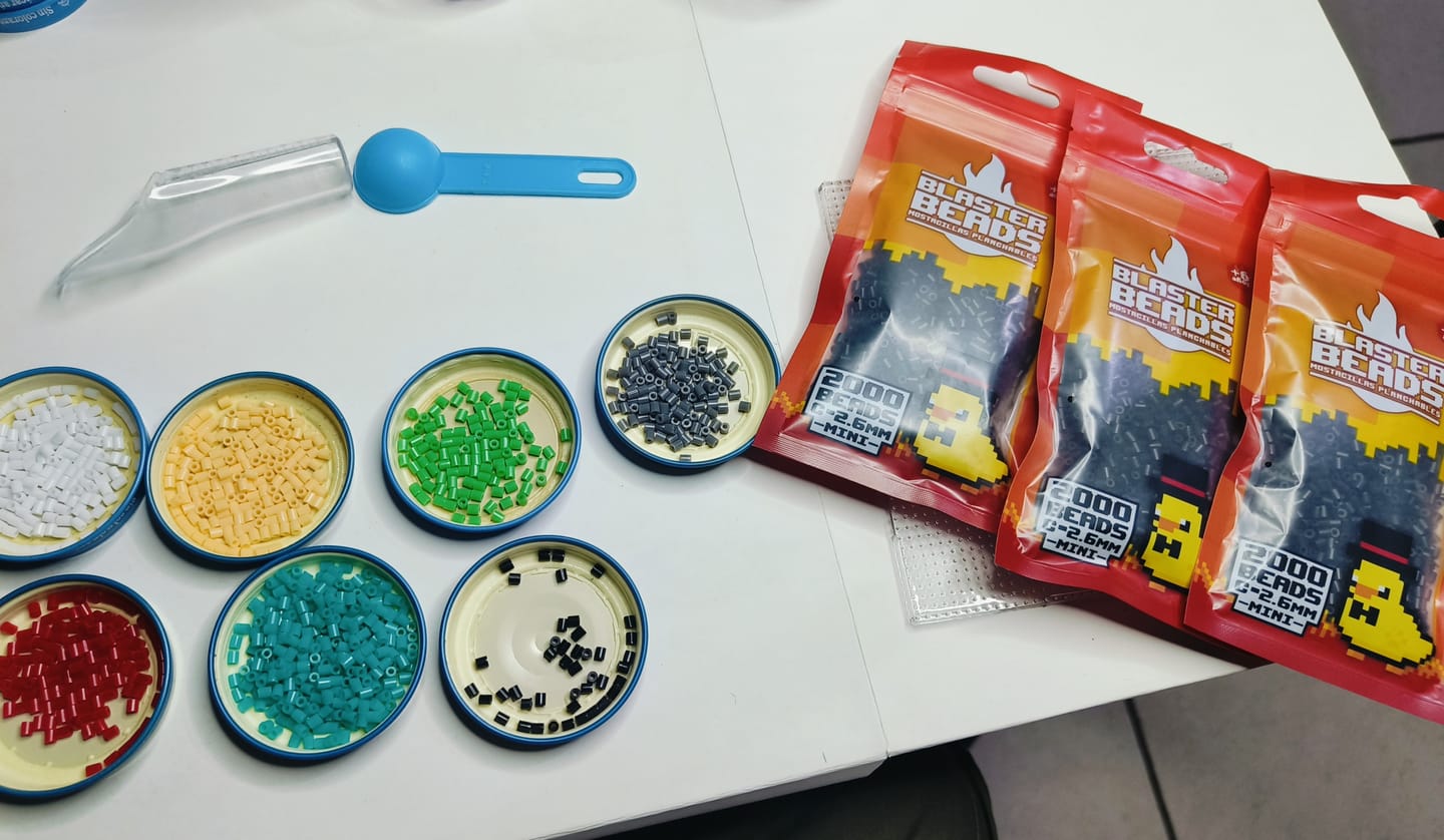 Customer photo review of Bolsa de 2000 Beads - MINI 2.6mm