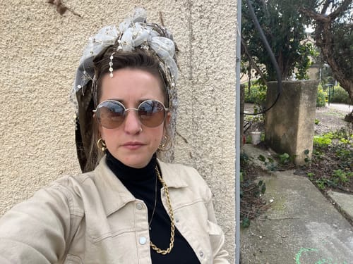 Customer photo review of נזם חישוק פלורה זהב 14 קראט