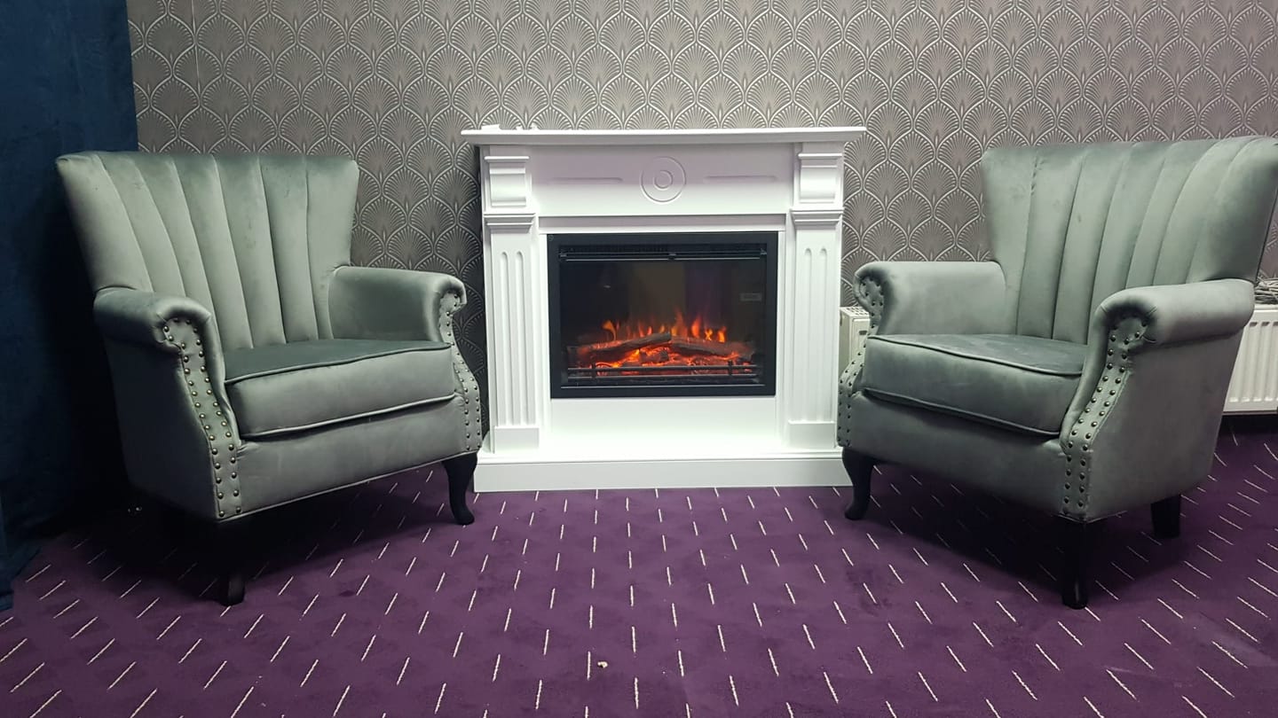 Customer photo review of Fotoliu TITAN, gri/negru, stofa catifelata/lemn, 73x70x87 cm